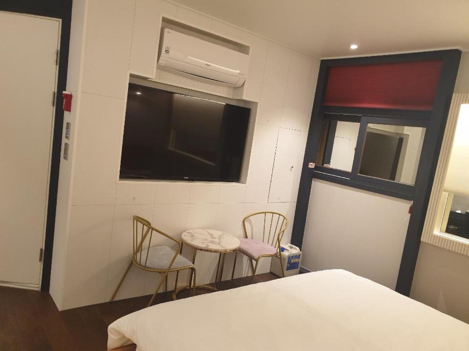 Sinan Equelim Hotel Gwangju Metropolitan City Exterior foto